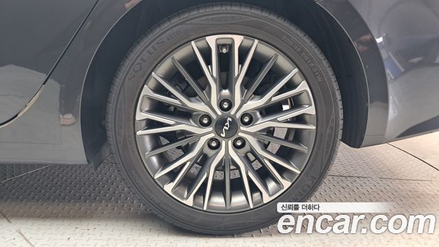 Kia K3 (II) 1.6 Prestige 2022 — фото 21