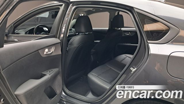 Kia K3 (II) 1.6 Prestige 2022 — фото 26