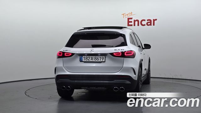 Mercedes-Benz GLA-Class (H247) GLA45 AMG 4MATIC+ 2023 — фото 4