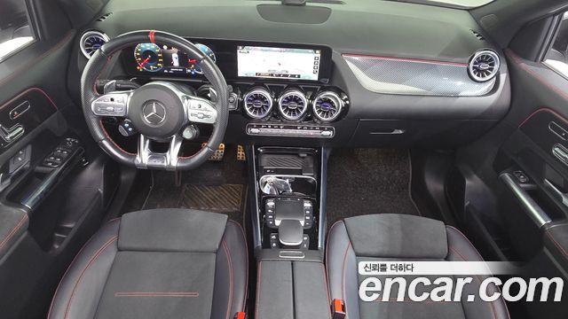 Mercedes-Benz GLA-Class (H247) GLA45 AMG 4MATIC+ 2023 — фото 7