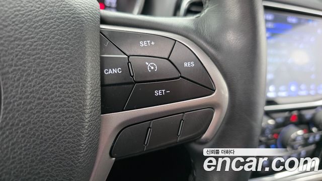 Jeep Grand Cherokee 3.6 Limited WK2 2019 — фото 20