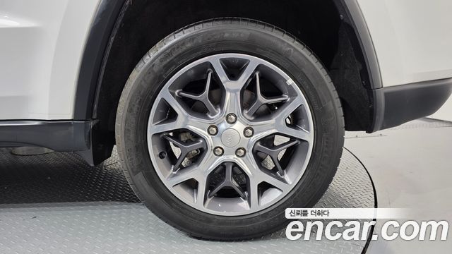 Jeep Grand Cherokee 3.6 Limited WK2 2019 — фото 21