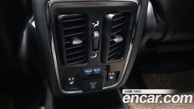 Jeep Grand Cherokee 3.6 Limited WK2 2019 — фото 30