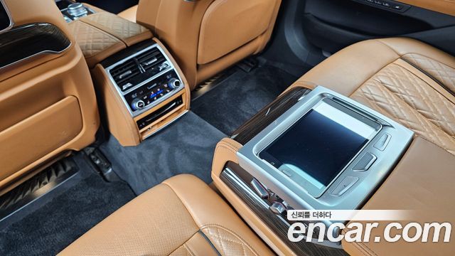 BMW 7 Series (G11) 730Ld xDrive Design Pure Excellence 2020 — фото 19