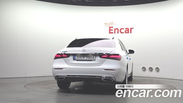 Mercedes-Benz E-Class (W213) E250 Exclusive 2022 — фото 4
