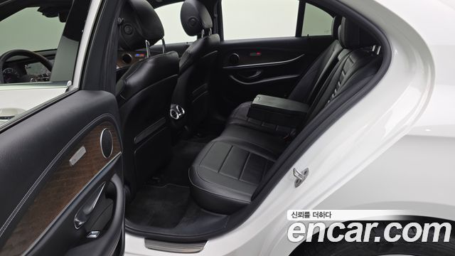 Mercedes-Benz E-Class (W213) E250 Exclusive 2022 — фото 16