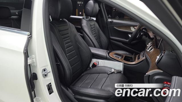 Mercedes-Benz E-Class (W213) E250 Exclusive 2022 — фото 32