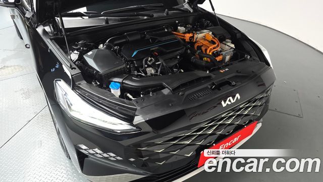 Kia K8 Hybrid Signature 2023 — фото 6