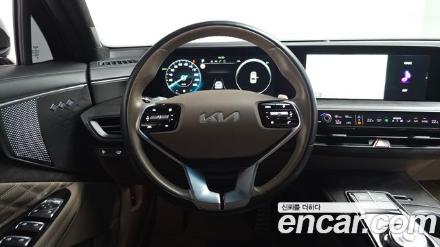 Kia K8 Hybrid Signature 2023 — фото 13