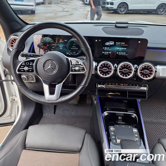 Mercedes-Benz EQB (X243) EQB300 4MATIC Electric Art 2024 — фото 19
