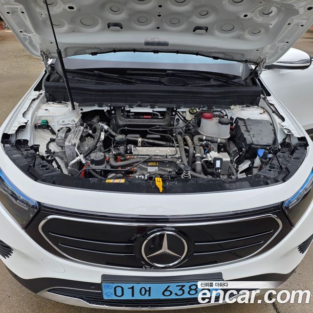 Mercedes-Benz EQB (X243) EQB300 4MATIC Electric Art 2024 — фото 24
