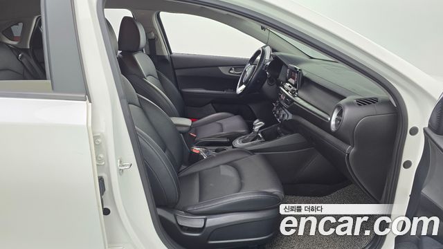 Kia K3 Standard 2021 — фото 26