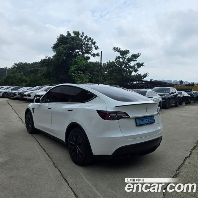 Tesla Model Y Long Range AWD 2021 — фото 4