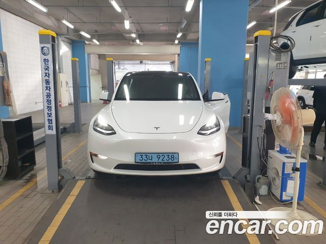 Tesla Model Y Long Range AWD 2021 — фото 23