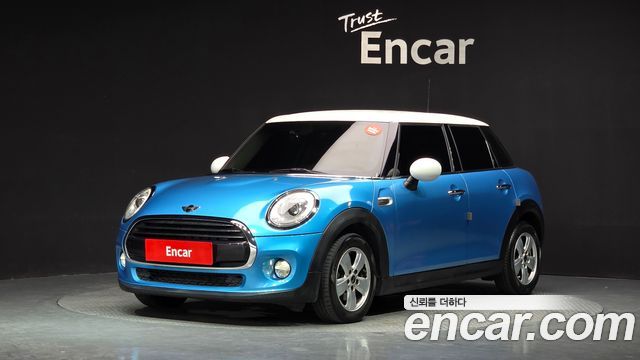 MINI Cooper 5Door Standard 3rd