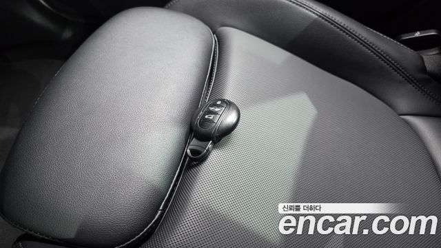 MINI Cooper 5Door Standard 3rd 2018 — фото 17