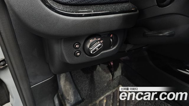 MINI Cooper Clubman Classic Launch Pack 2nd Gen 2023 — фото 17