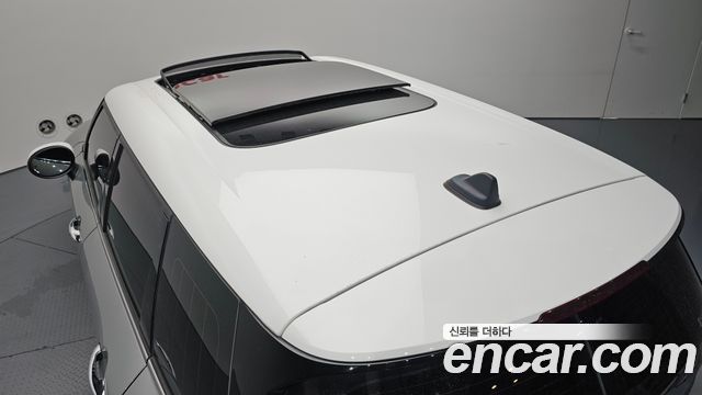 MINI Cooper Clubman Classic Launch Pack 2nd Gen 2023 — фото 30