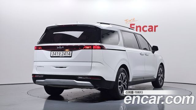 Kia Carnival (IV) Gasoline 9-Seater Prestige 2023 — фото 2