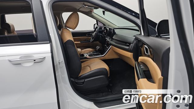 Kia Carnival (IV) Gasoline 9-Seater Prestige 2023 — фото 32
