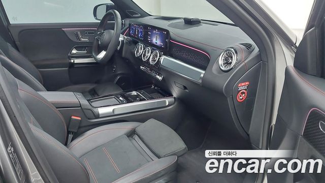 Mercedes-Benz EQB (X243) EQB300 4MATIC AMG Line 2026 — фото 17