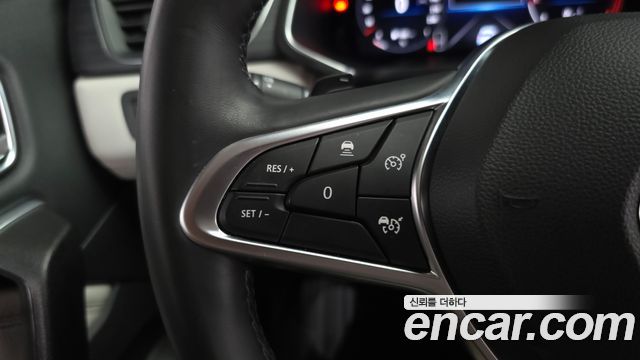 Renault Korea Captur 1.3 TCe Edition Paris 2021 — фото 16