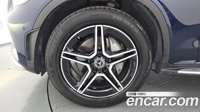 Mercedes-Benz GLC-Class (X253) GLC300 4MATIC Premium Coupe 2021 — фото 5