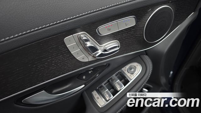Mercedes-Benz GLC-Class (X253) GLC300 4MATIC Premium Coupe 2021 — фото 27