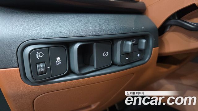 Kia Tasman 2.5T Gasoline 4WD X-Pro 2026 — фото 18