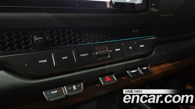 Kia Tasman 2.5T Gasoline 4WD X-Pro 2026 — фото 31