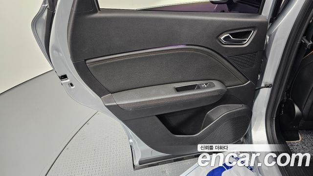 Renault Korea Captur 1.3 TCe Edition Paris 2020 — фото 25