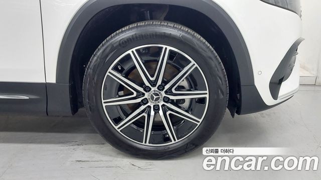 Mercedes-Benz EQB (X243) EQB300 4MATIC AMG Line 2026 — фото 5