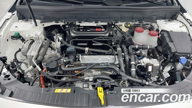 Mercedes-Benz EQB (X243) EQB300 4MATIC AMG Line 2026 — фото 6