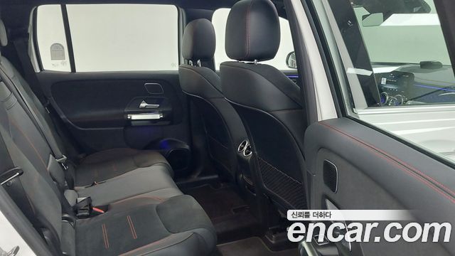 Mercedes-Benz EQB (X243) EQB300 4MATIC AMG Line 2026 — фото 10