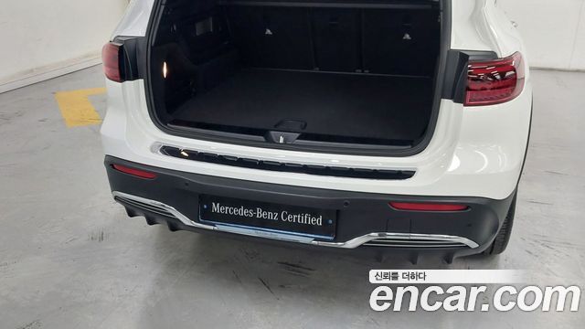 Mercedes-Benz EQB (X243) EQB300 4MATIC AMG Line 2026 — фото 15