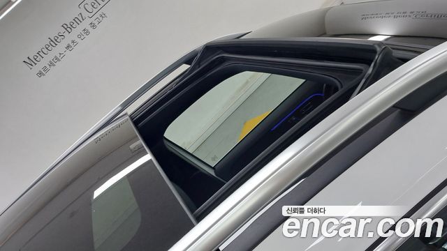 Mercedes-Benz EQB (X243) EQB300 4MATIC AMG Line 2026 — фото 16