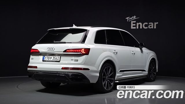 Audi Q7 (4M) 55 TFSI Quattro Premium 2021 — фото 2