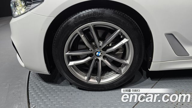 BMW 5 Series (G30) 520d M Sport Package Plus 2018 — фото 5