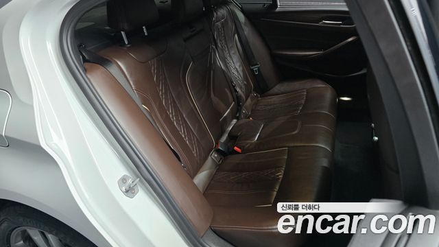 BMW 5 Series (G30) 520d M Sport Package Plus 2018 — фото 11
