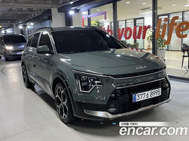 Kia Niro Signature 2025 — фото 1