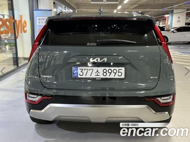 Kia Niro Signature 2025 — фото 5