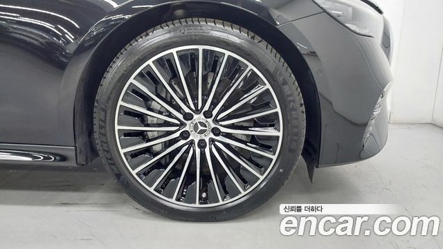 Mercedes-Benz E-Class (W214) E450 4MATIC Exclusive 2025 — фото 5