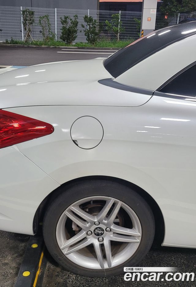 Peugeot 308CC 2.0 HDi First Generation 2013 — фото 5