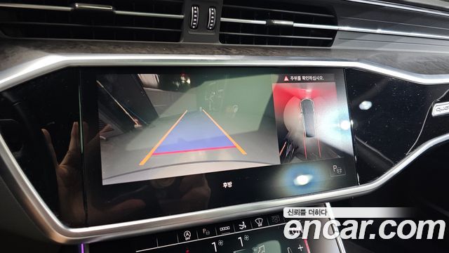 Audi A7 (4K) 45 TDI Quattro Premium 2021 — фото 15