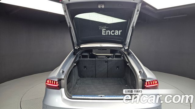 Audi A7 (4K) 45 TDI Quattro Premium 2021 — фото 20
