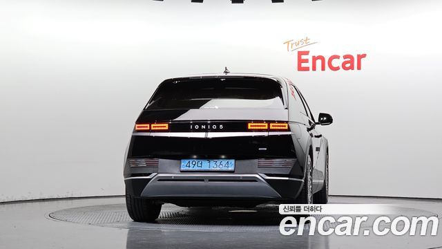 Hyundai Ioniq 5 Long Range AWD Exclusive 2023 — фото 4