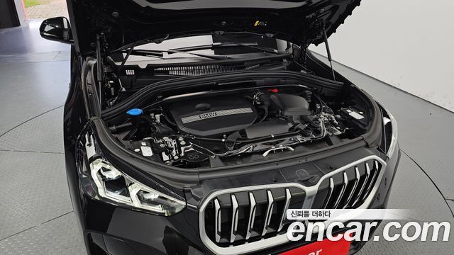 BMW X1 (U11) xDrive 20i M Sport 2024 — фото 6