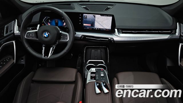 BMW X1 (U11) xDrive 20i M Sport 2024 — фото 7