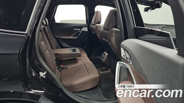BMW X1 (U11) xDrive 20i M Sport 2024 — фото 15