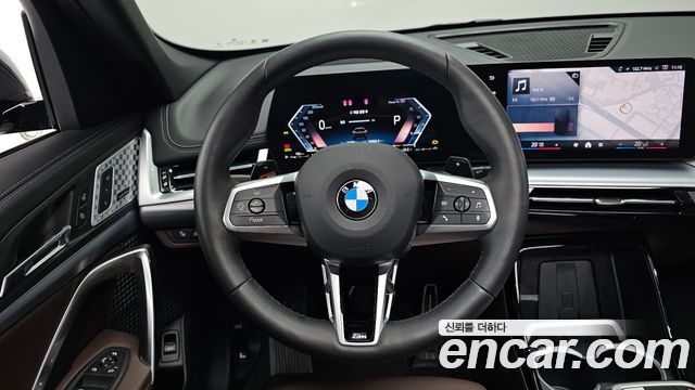 BMW X1 (U11) xDrive 20i M Sport 2024 — фото 17